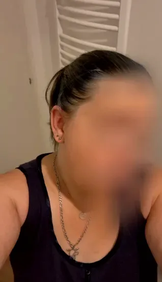 Carina, 31