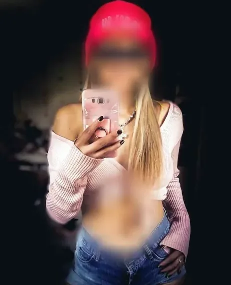 Ela, 36