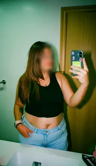 Leonie, 28
