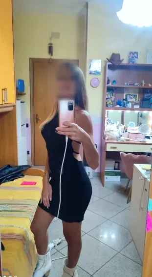 Maike, 34