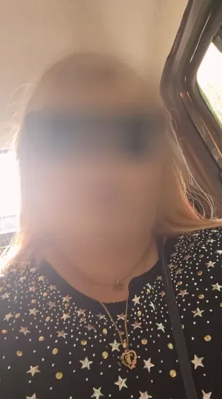 Michelle, 25