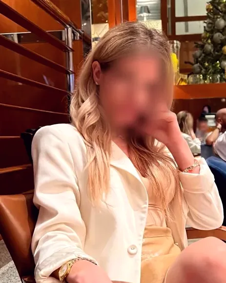 Nisa, 35