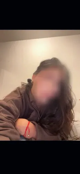 Pia, 24